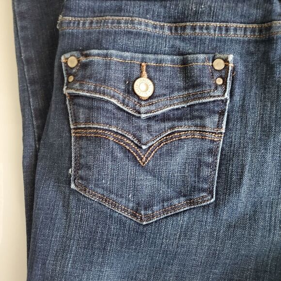 Levi’s 505 Jeans Women’s Size 10 Straight Leg Medium Wash Mid Rise - Picture 7 of 11